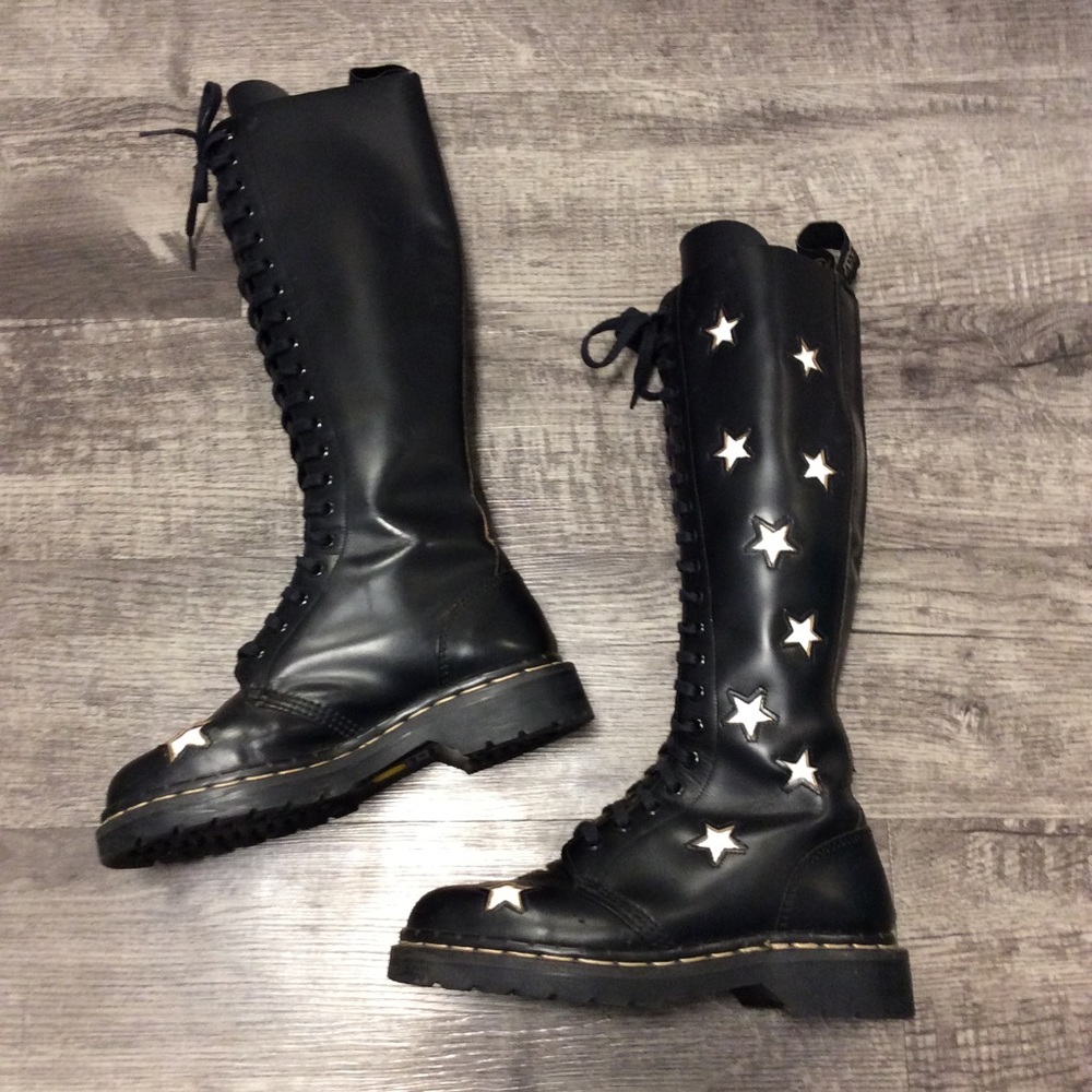 Doc Martin Style Leather Star Combat Boots. Retro & Unique! Y2K 90s style